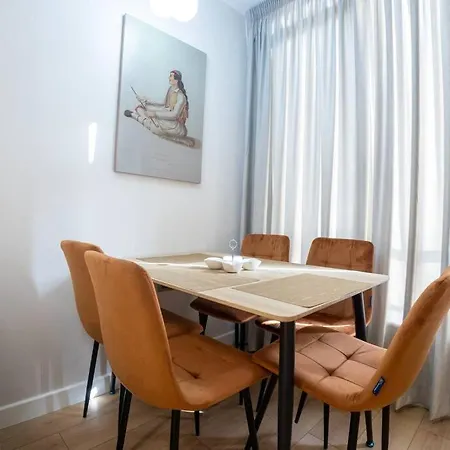 Apartment Erlis Comfy Cozy 2 Tirana